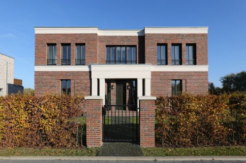neubau_traditioner_stil_landhaus_klinkerbau_backsteinvilla