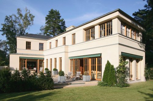 ENGLISH-INSPIRED - Neubau einer Villa im englischen Landhausstil