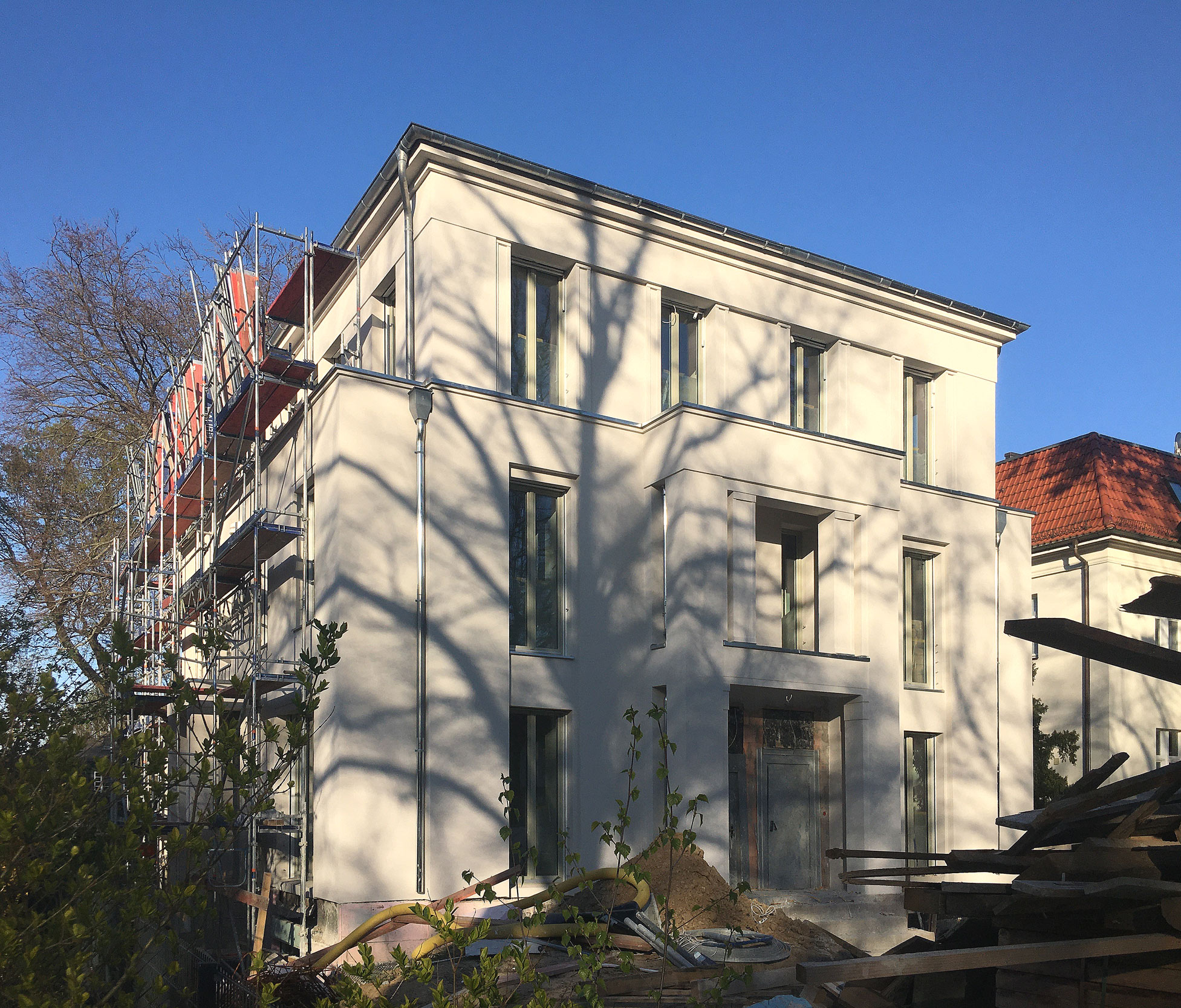Hier entstehen Maisonette-Wohnungen in einer Toplage in Berlin-Dahlem.